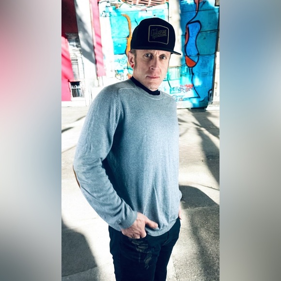 Taken down until MADe ART Crew Neck Cotton Wool Blend Sweater with Leather Elbow - Picture 5 of 5